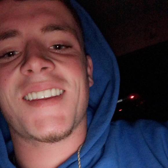 Meet your Posher, Dylan - Picture 1 of 1